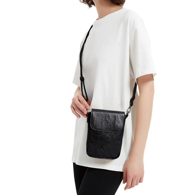 Customizable logo fashionable DuPont paper washed kraft paper bag customized for men and women