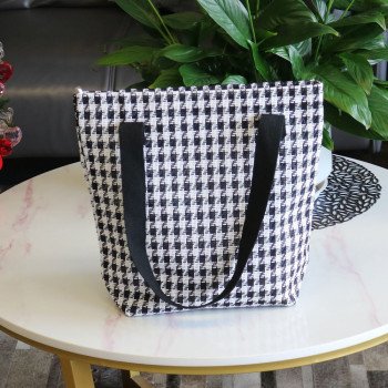 Bucket bag, high-end mobile phone bag, shoulder bag, summer style, versatile fashion bag, woven women's cool bag