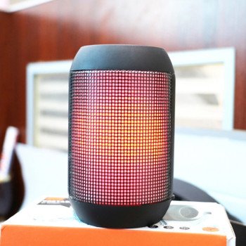 High-definition LED colorful lights, multi-functional Bluetooth speaker, hands-free calling, TF card, USB flash drive, external audio source