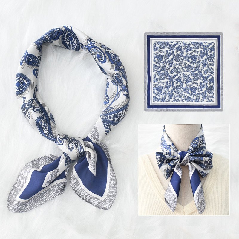 Retro carriage four-leaf clover square scarf, women's sun protection beach scarf