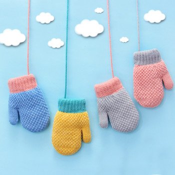 Wholesale of cute knitted children's gloves for babies in autumn and winter, with added velvet for warmth and cold protection. Hanging neck for young children