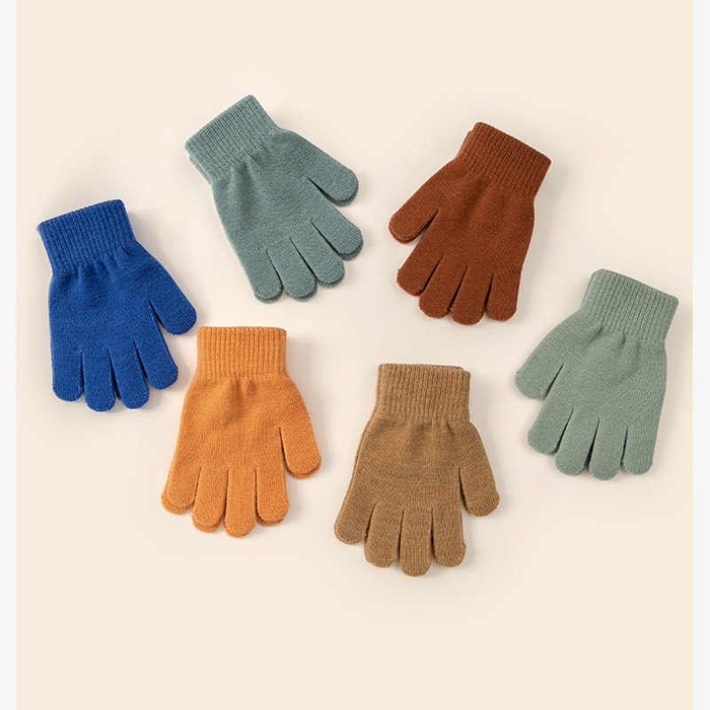 Knitted gloves for children, suitable for both men and women, warm and cold resistant in winter, solid color, cute, all finger yarn, children's gloves, suitable for children
