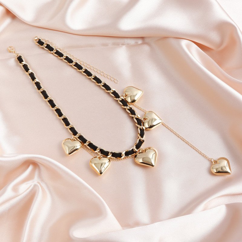 Temperament y2k Love Exagger Choker Velvet Rope, niche design, sweet and cool tassel necklace