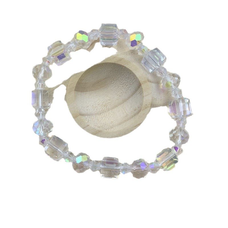 Simple and fashionable crystal bracelet for women