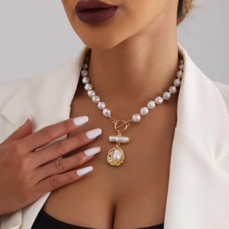 Temperament diamond shaped imitation pearl bead light luxury accessory new high-end autumn and winter sweater chain