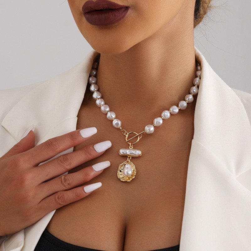 Temperament diamond shaped imitation pearl bead light luxury accessory new high-end autumn and winter sweater chain