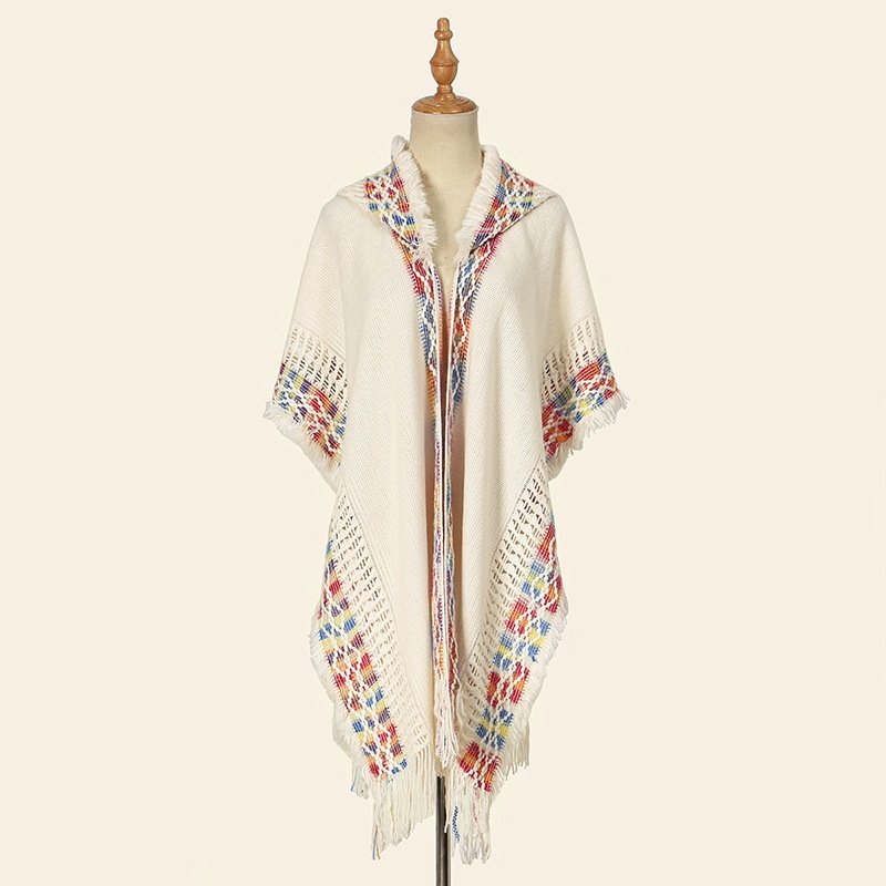 Ethnic style shawl paired with women's knitted warm Yunnan travel outfit, photo cloak, and canopy