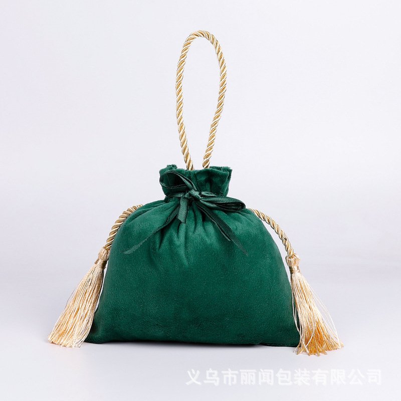 Creative wedding velvet wedding candy bag velvet wedding candy box European wedding souvenir candy box gift bag