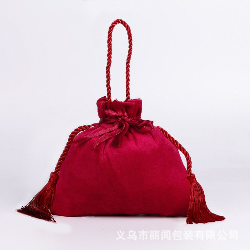 Creative wedding velvet wedding candy bag velvet wedding candy box European wedding souvenir candy box gift bag