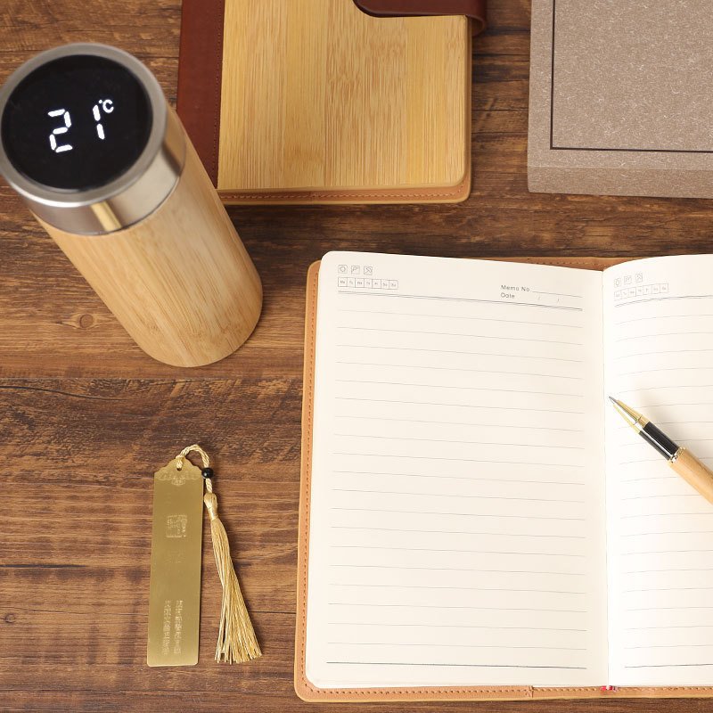 A5 business notebook Chinese style wooden bookmark thermos cup gift box set gift event with gift seal logo