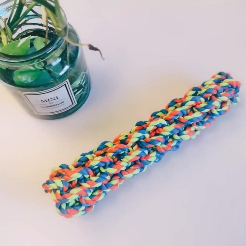 Handmade twisted pet cotton rope toys, teeth grinding and bite-resistant dog training supplies, corn cob dog toys