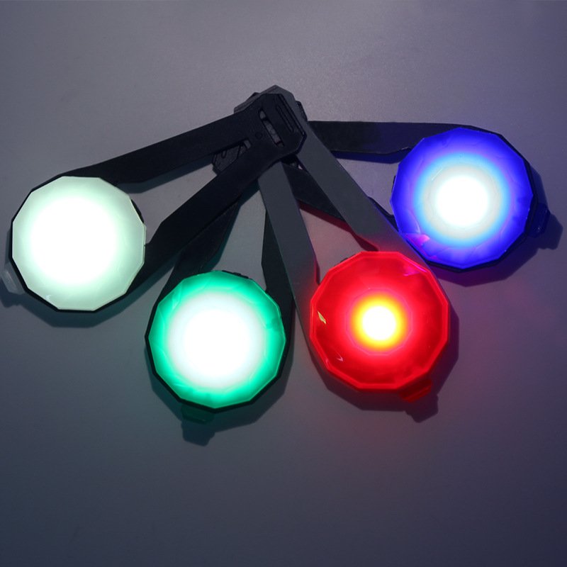 Rechargeable pet supplies, anti-lost dog walking light at night, LED dog luminous pendant, anti-lost artifact