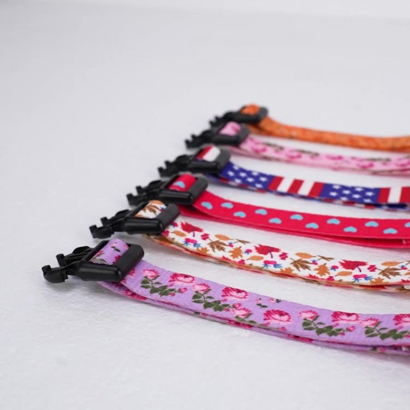 Printed flower pet collar x medium and large dog collar