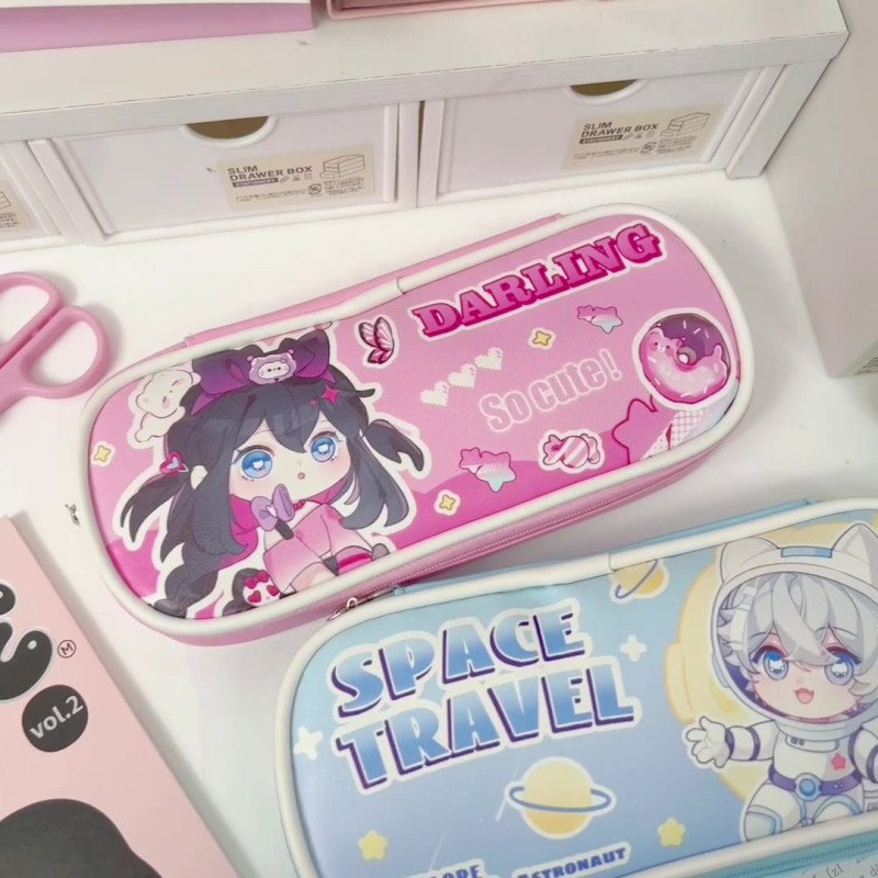 Cartoon stationery bag for primary school students cartoon pencil bag cute student large capacity stationery storage bag creative 
stationery box