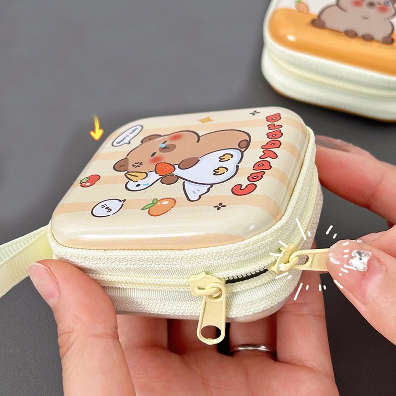 Tinplate Coin Purse Capibara Mini Coin Bag Portable Headphone Bag Cute Capybara Coin 
key bag